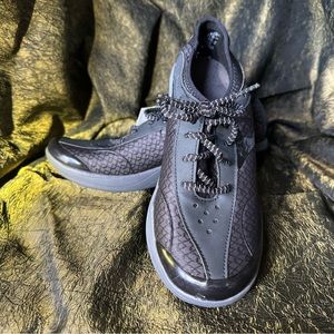 Bzees Lace Up Sneakers, Brand New